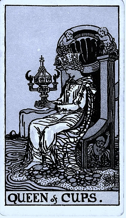 Королева Кубков — колода «Лунный свет»